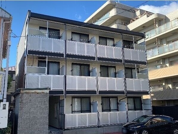 レオパレス千里山東の物件外観写真